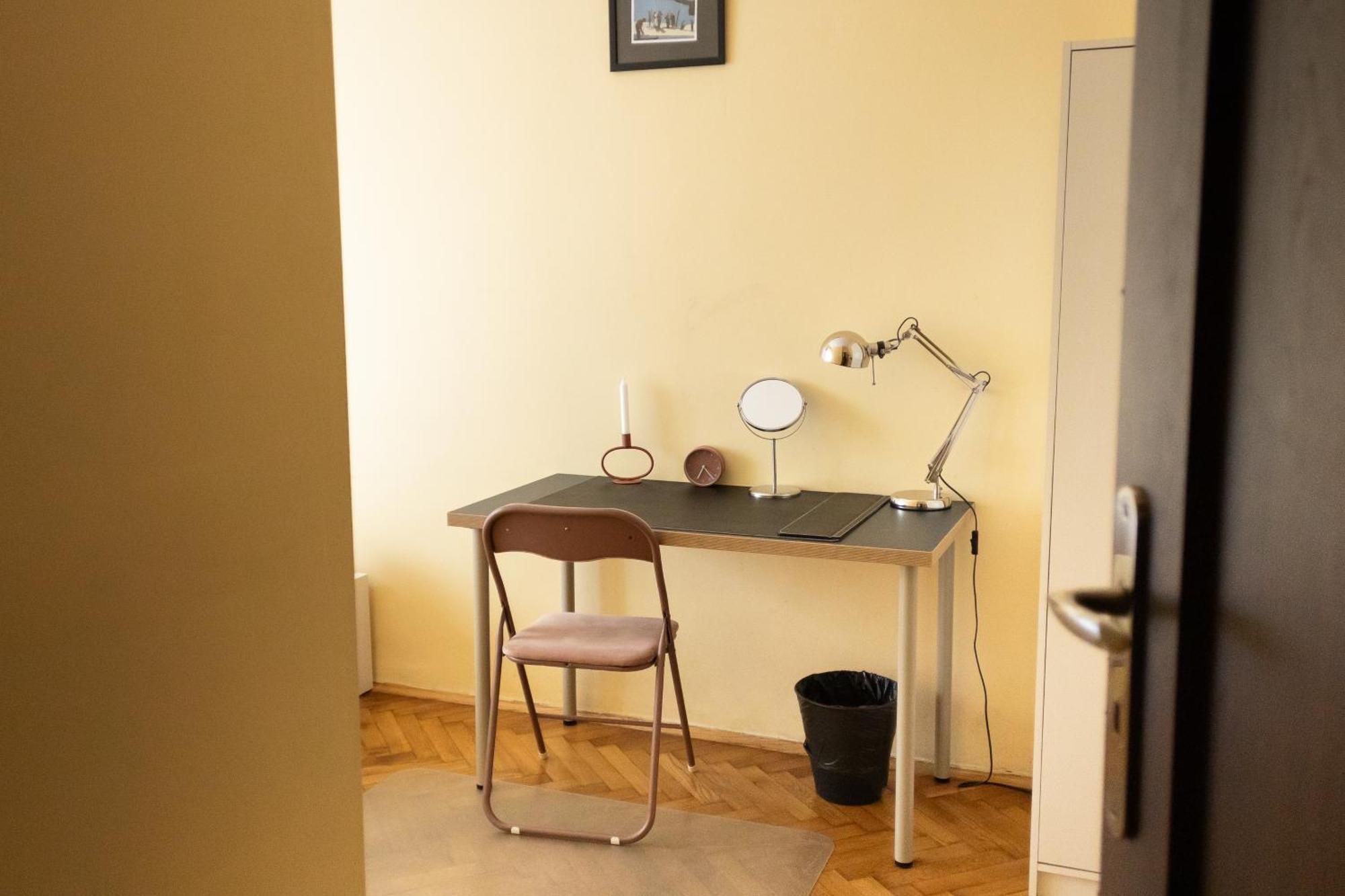 Homely 4 Bedroom Apartment - Old Town - By Upstairs 크라쿠프 외부 사진