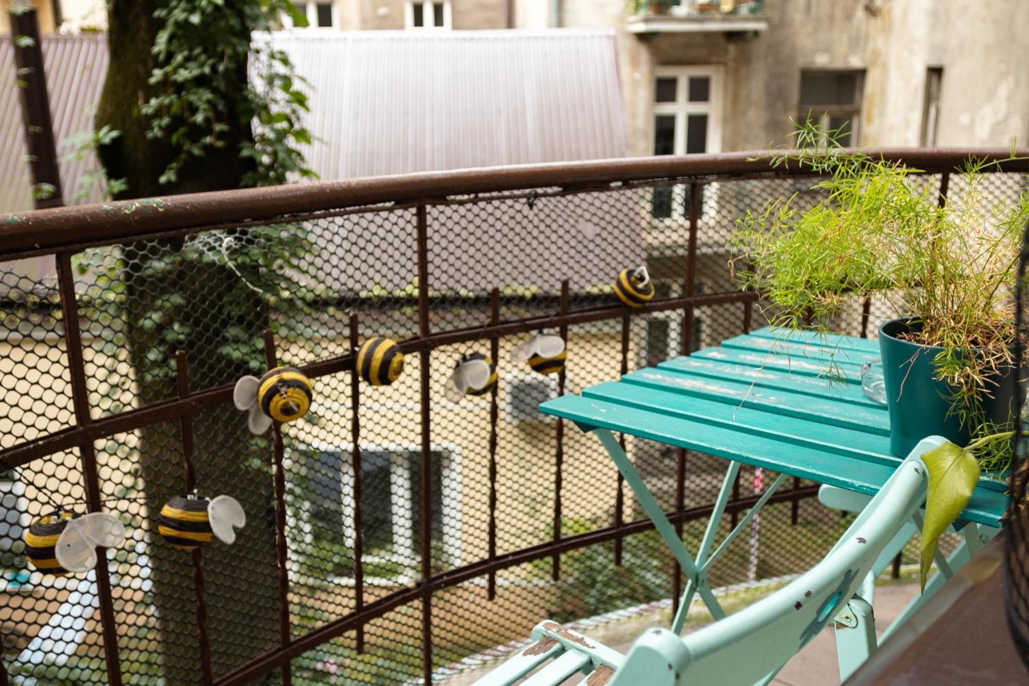 Homely 4 Bedroom Apartment - Old Town - By Upstairs 크라쿠프 외부 사진